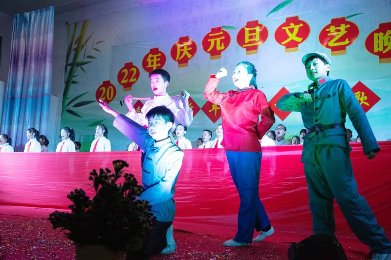 朗诵《红色记忆》.jpg