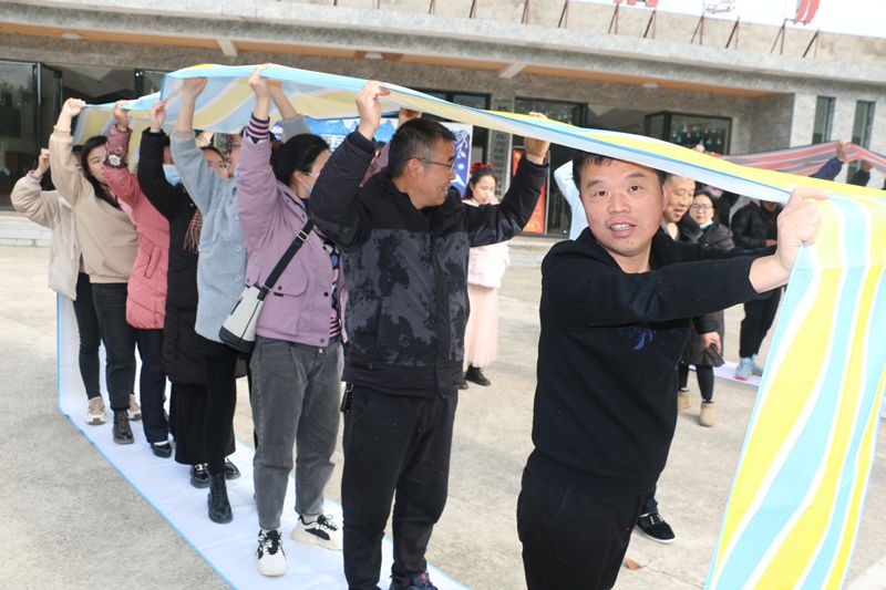 滚雪球.JPG